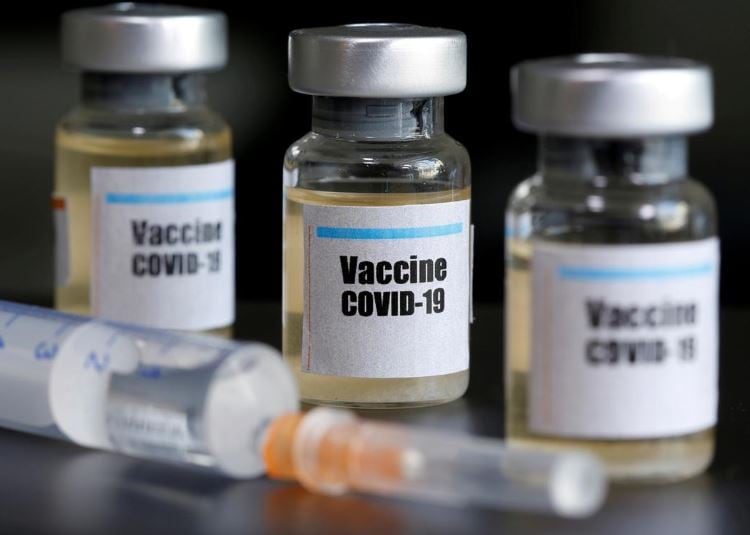 Covid-19 वैक्सीन: कोरोनावायरस की दवा का इंतजार कर रहे लोगों के लिए खुशखबरी, इस महीने मिल सकता है वैक्सीन