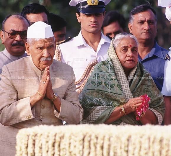पूर्व राष्ट्रपति शंकर दयाल शर्मा की 93 वर्षीय धर्मपत्नी ने कोरोना को दी मात, हुई ठीक