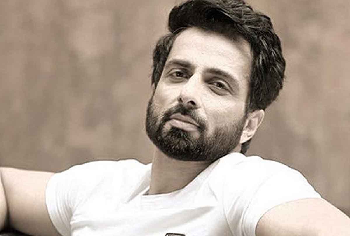 पांच हजार से 130 करोड़ रुपये तक कैसे पहुंचे गरीबों के मसीहा सोनू सूद, जानें अनसुने किस्से