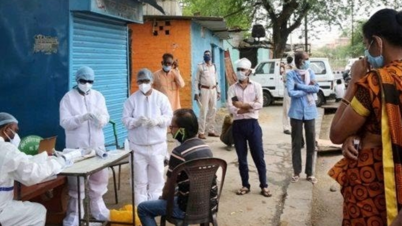 कोरोना रोकने में नाकामयाब हुए मुख्यमंत्री नितीश कुमार, लोगों ने बदल दिया नाम