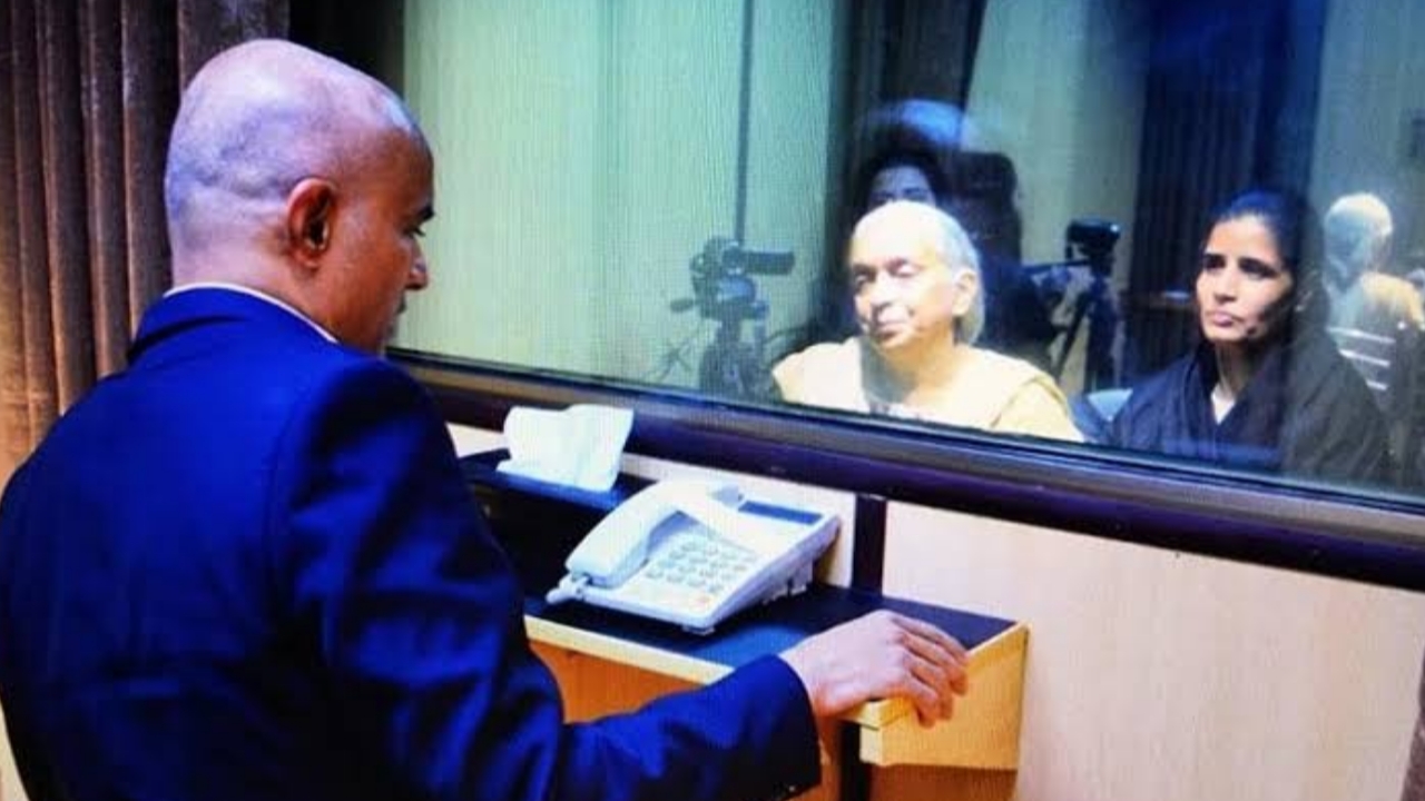कुलभूषण जाधव के मुद्दे पर फिर पाकिस्तान के खिलाफ अंतरराष्ट्रीय अदालत जा सकता है भारत