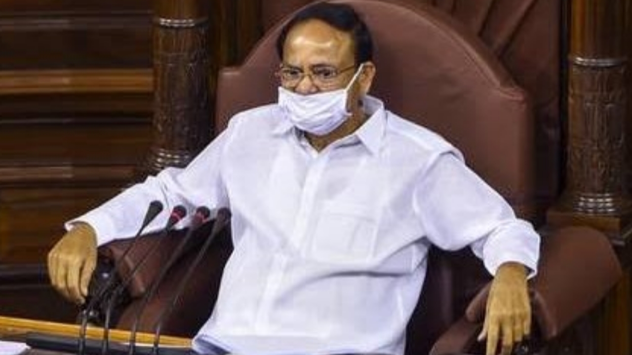 सिंधिया समेत राज्यसभा में नए सांसदों ने ली शपथ, सदन में मजबूत बीजेपी का संख्याबल