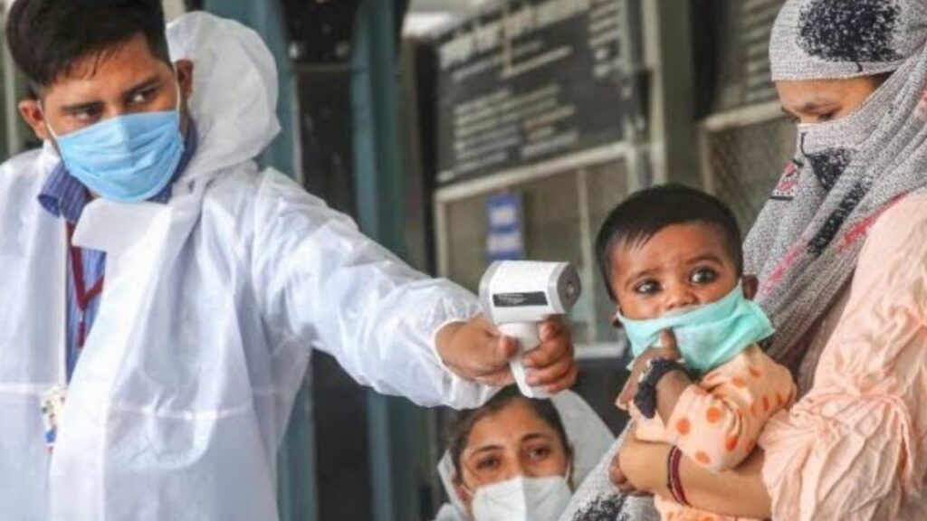 देश में बीते दिन आए कोरोनावायरस के 47 हजार से ज्यादा केस, उत्तर प्रदेश में हालत गंभीर