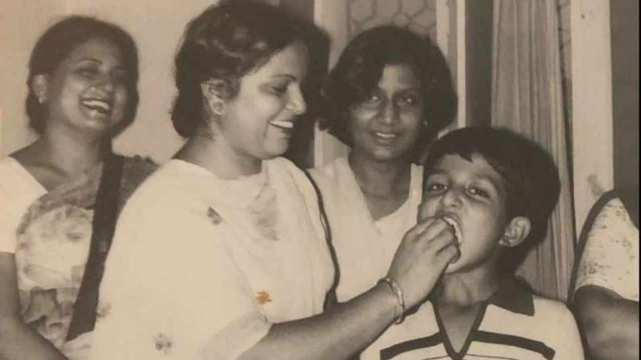 हैप्पी बर्थडे : देखिए गरीबों के मसीहा सोनू सूद के बचपन की अनदेखी तस्वीरें