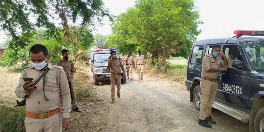 क्या विकास दुबे को पता था पुलिस के दाबिश के बारे में? प्लानिंग के साथ दिया घटना को अंजाम