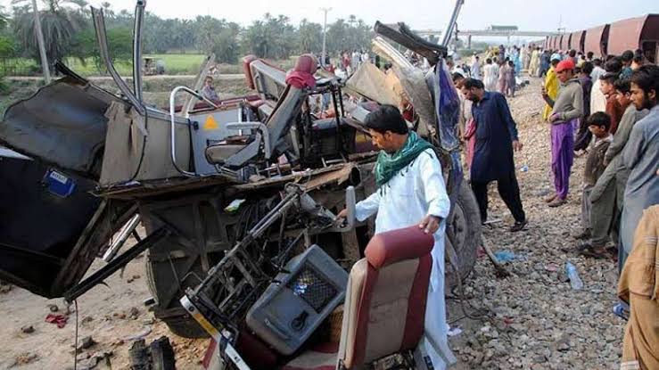 पाकिस्तान में हुआ दर्दनाक ट्रेन हादसा, पीएम मोदी ने जताया शोक, 19 सिक्खों की मौत