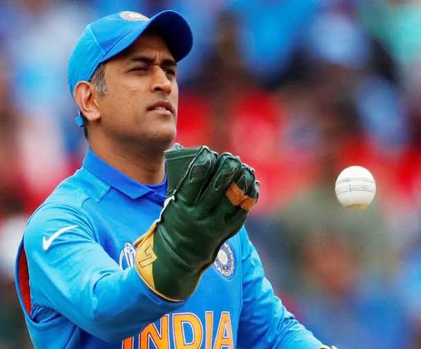 धोनी के वो रिकॉर्ड्स जिन्हें तोड़ना मुश्किल ही नहीं नामुमकिन है