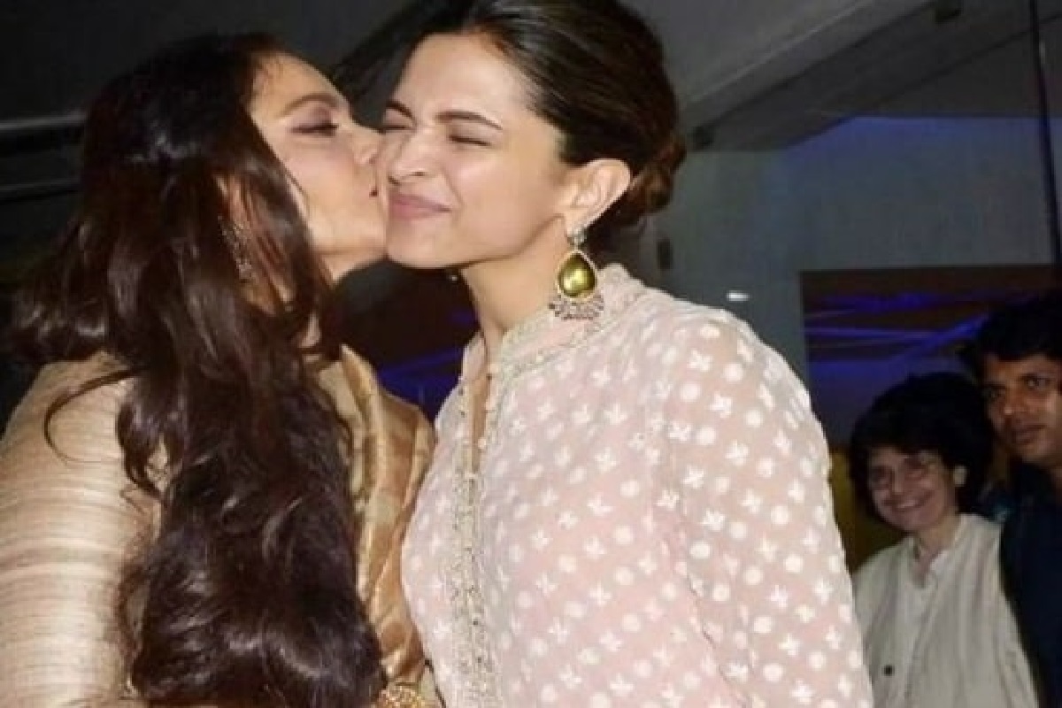 रेखा ने इन 7 सितारों को सरेआम किया था Kiss, अब वायरल हो रहीं तस्वीरें