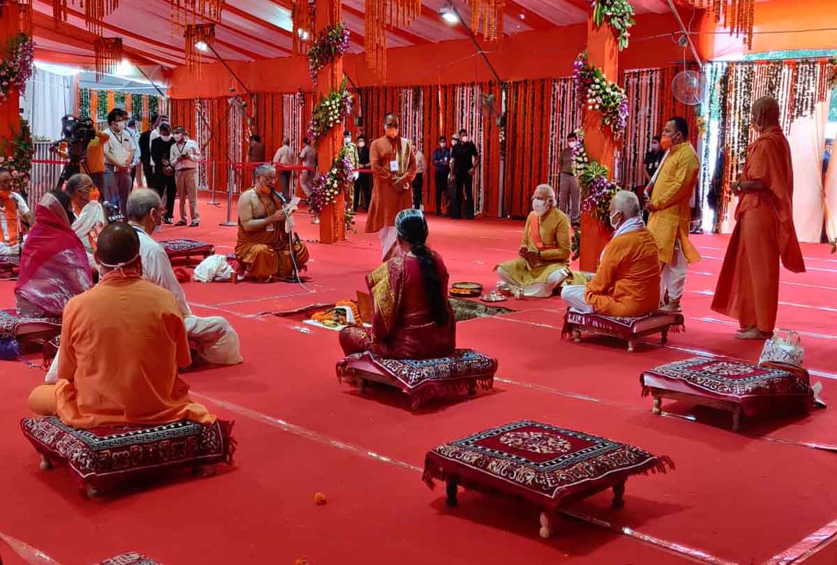 श्रीराम जन्मभूमि पूजन: पीएम बोले- सदियों का इंतजार खत्म हुआ, टेंट के नीचे रह रहे 'हमारे रामलला' को मिलेगा भव्य मंदिर
