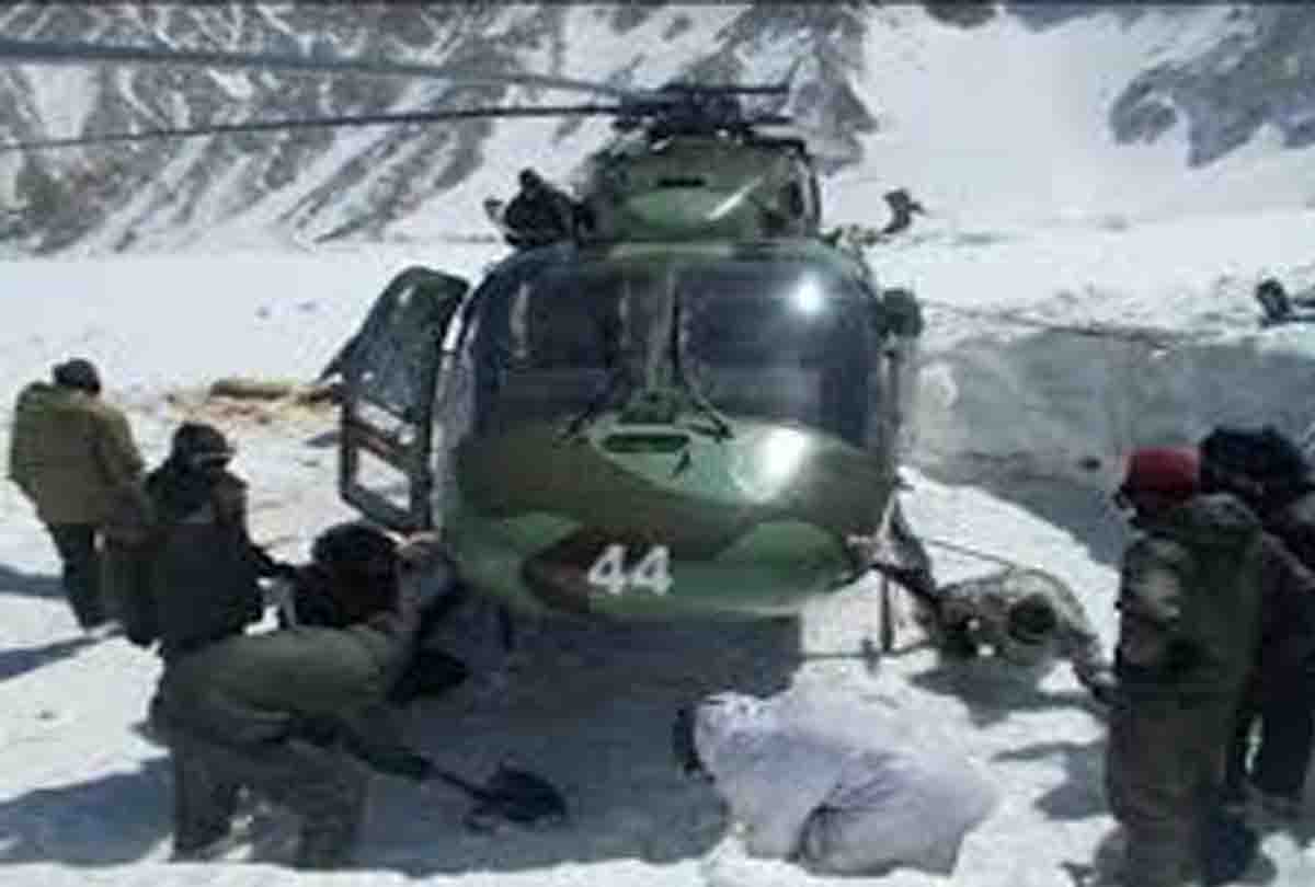 लद्दाख में फिर सरगर्मी, वायुसेना की मारक क्षमता को बढ़ाने को दो एडवांस लाइट हेलीकाप्टर तैनात