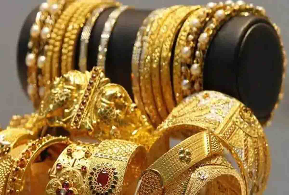 Gold Price : सोने के दाम में आज आई भारी गिरावट, चांदी की चमक फीकी, जानिए आज का दाम