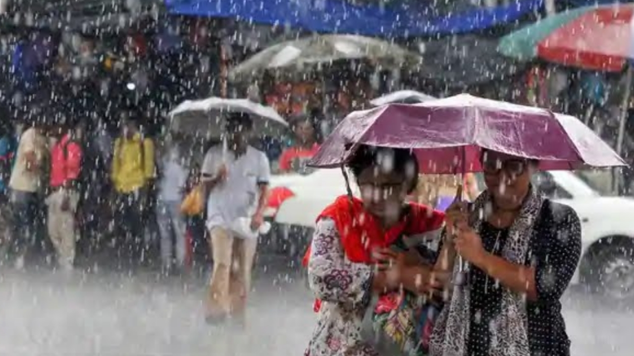मौसम अपडेट: देश में ज्यादा बारिश की संभावनाएं, राजधानी दिल्ली में भी बरसेंगे बदरा