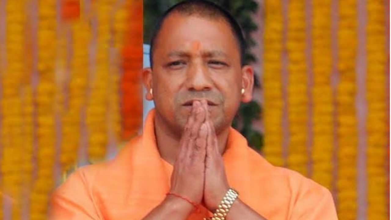 बाबर के नाम पर नहीं बनेगा मस्जिद, अस्पताल के शिलान्यास पर योगी को न्योता