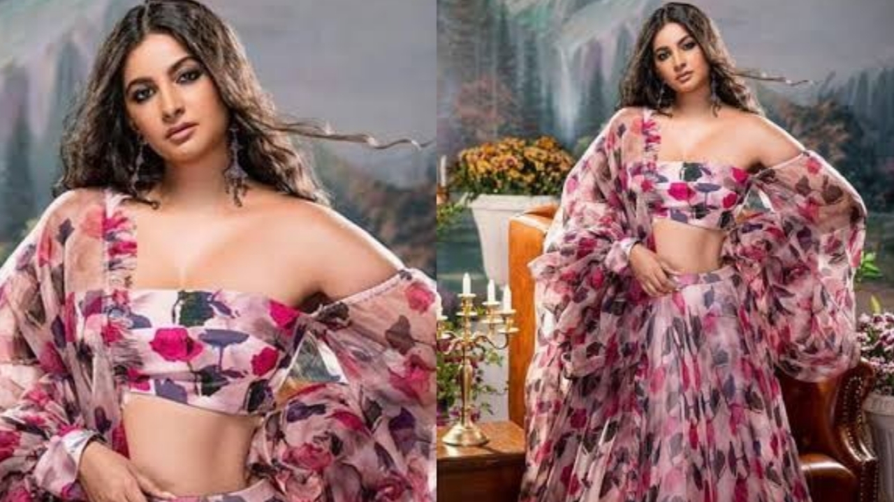 बॉलीवुड एक्ट्रेस सोनम कपूर से ज्यादा खूबसूरत है उनकी बड़ी बहन, वायरल हुईं तस्वीरें