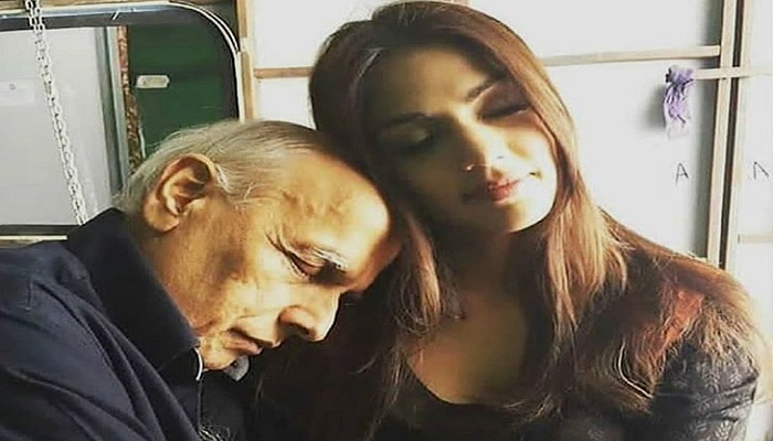 रिया और महेश भट्ट की वॉट्सऐप चैट से खुला सुशांत से ब्रेकअप का राज