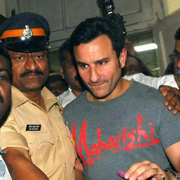 बॉलीवुड के 10 एक्टर जिन्होंने खाई है जेल की हवा, 1 सभी का पसंदीदा