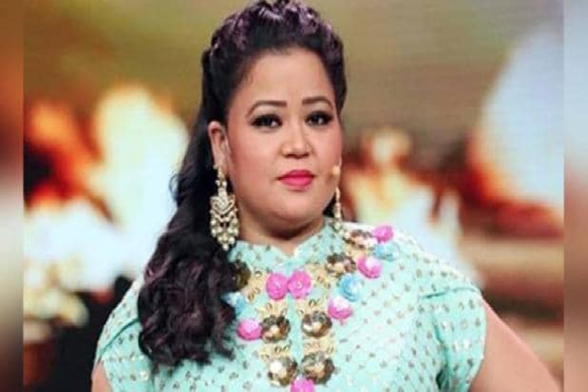 भारती सिंह से लेकर मनीष पॉल तक एक शो होस्ट करने के लिए लेते हैं इतनी मोटी फ़ीस