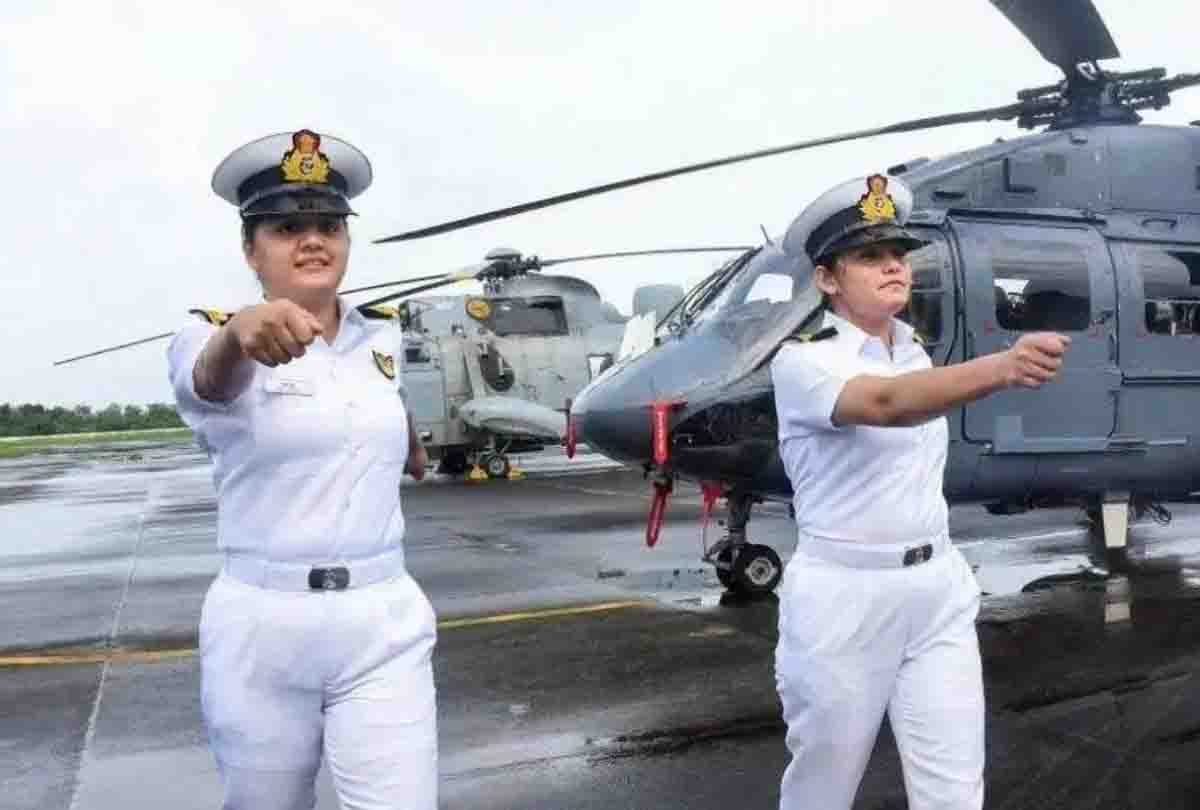 पहली बार भारतीय नौसेना के युद्धपोत पर तैनात होंगी दो महिला अधिकारी