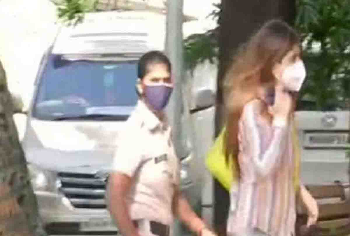 सिमोन खंबाटा से एनसीबी ने की 4 घण्टे पूछताछ, पूछे ये सवाल