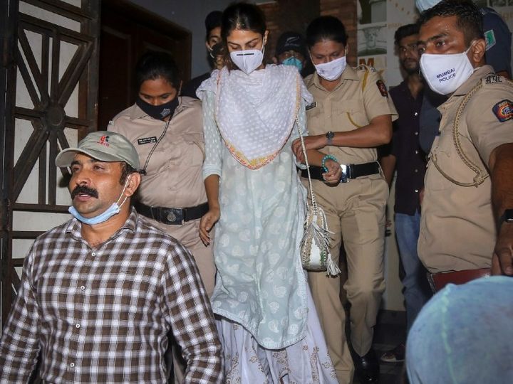 New revelations about Riya in Sushant case, may increase actress's problems