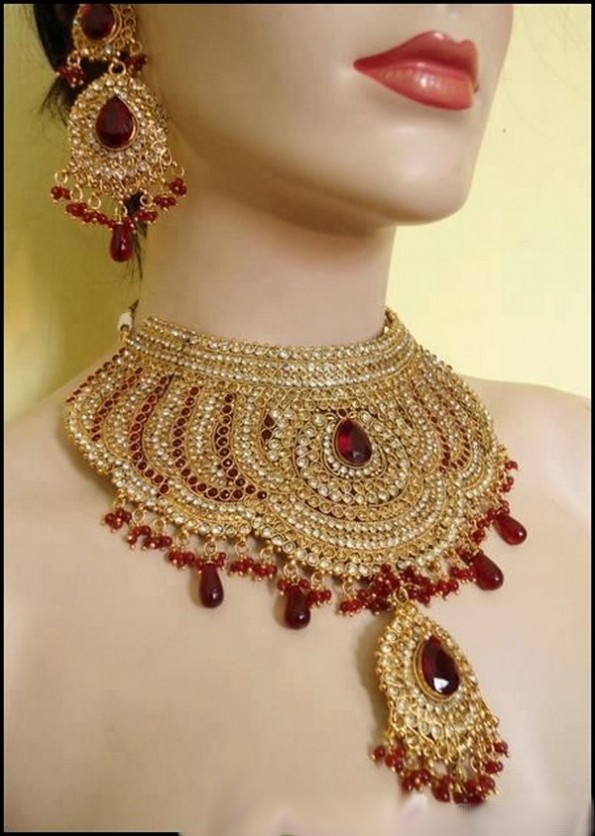 Gold Price : सोने के दाम में आई तेजी, सस्ता सोना खरीदने का सही मौका, इतने में मिलेगा 1 तोला