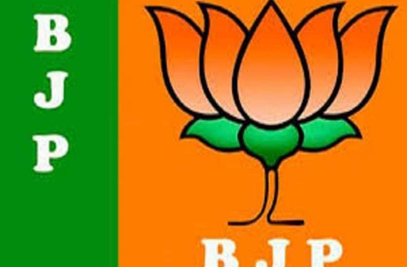 उत्तर प्रदेश वालों के लिए खुशखबरी, योगी आदित्यनाथ ने खोला नौकरी का पिटारा