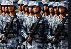 Ladakh Standoff: भारतीय सेना की कार्रवाई से बौखलाया चीन, पैंगोंग के पास तैनात किये और सैनिक