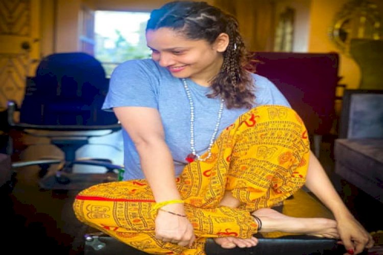 अंकिता लोखंडे ने कर दी बड़ी गलती, प्रशंसको ने लगाई फटकार