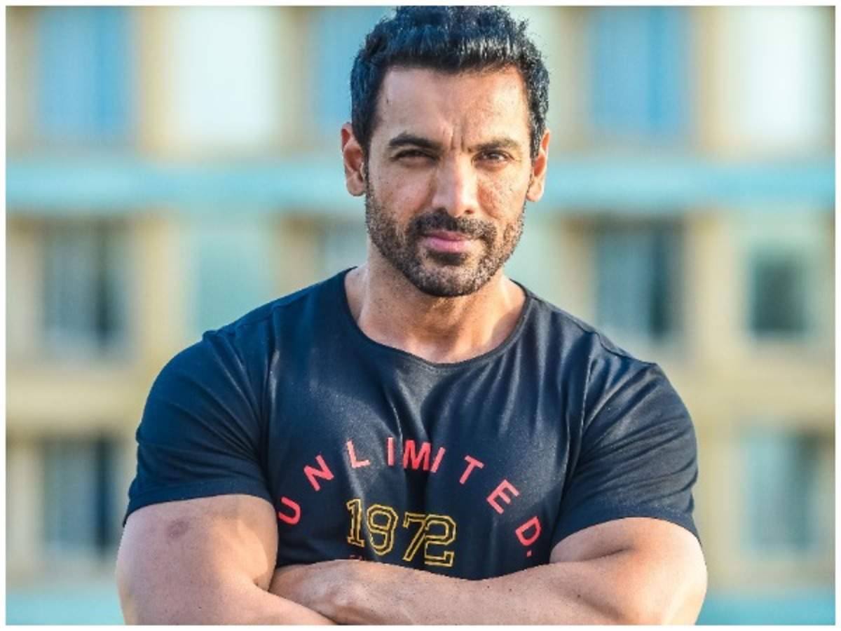 शाहरुख खान से पंगे लेंगे जॉन अब्राहम, दोनों के बीच होगा 36 का आंकड़ा 6 शाहरुख खान से पंगे लेंगे जॉन अब्राहम, दोनों के बीच होगा 36 का आंकड़ा