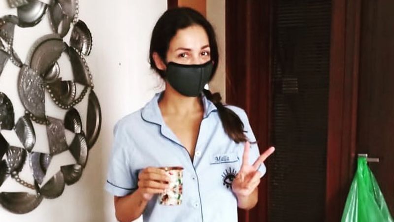 कोरोना को मात देने के बाद ऐसी हो गयी है मलाइका की हालत, देखें