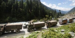 Ladakh Standoff: भारतीय सेना की कार्रवाई से बौखलाया चीन, पैंगोंग के पास तैनात किये और सैनिक