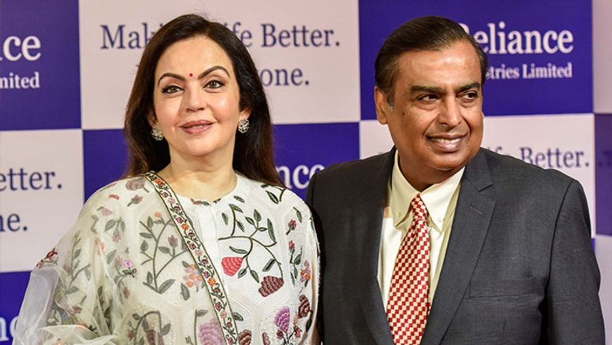 बेटे आकाश को मुकेश अंबानी ने लगाई थी फटकार, वॉचमैन से मांगनी पड़ी थी मांफी