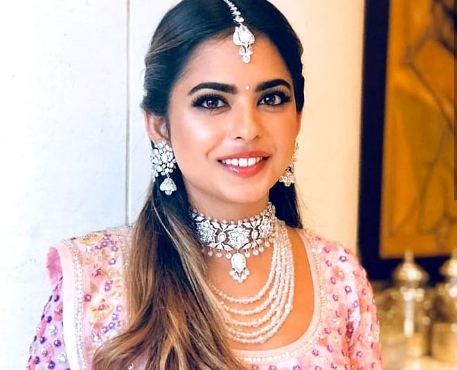 रिलायंस से जिंदल स्टील तक की सफलता में महिलाओं का है हाथ, जाने किसके पास क्या है जिम्मेदारी