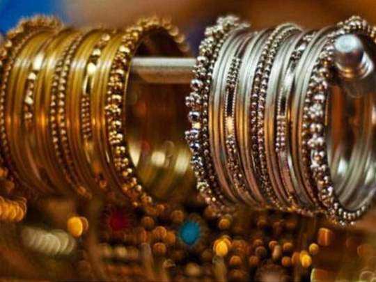 सोने और चांदी के दाम में आई भारी गिरावट, जानिए क्या है कारण