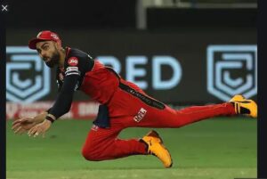Ipl 2020: सुनील गावस्कर ने अनुष्का पर किया विवादित कमेंट, भड़की अभिनेत्री
