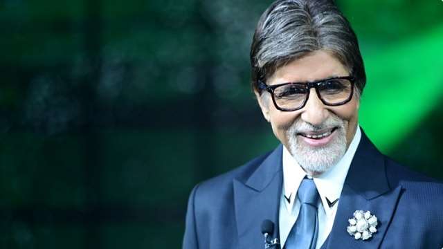 ऋषि कपूर से था अमिताभ बच्चन का 36 का आंकड़ा, जानिए कैसे उन्हें पछाड़ बने सदी के महानायक