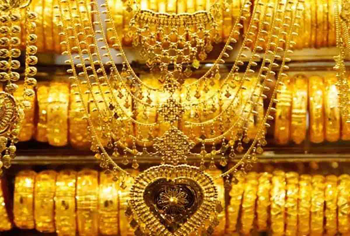Gold Price : सोने के दाम में आई आज भारी गिरावट, दिवाली से पहले मात्र इतने में मिल रहा 1 तोला सोना