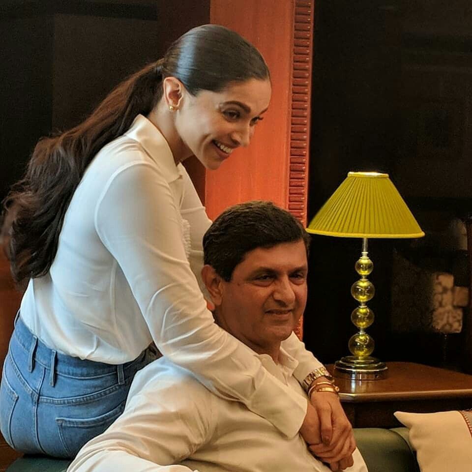Eअभिनेत्री दीपिका पादुकोण को लेकर पति रणवीर सिंह ने दिया ये जवाब