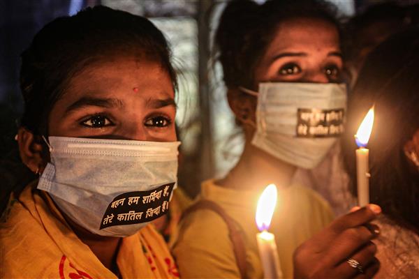 हाथरस कांड: पीड़ित परिवार और आरोपियों के साथ पुलिस टीम का भी होगा नार्को टेस्ट