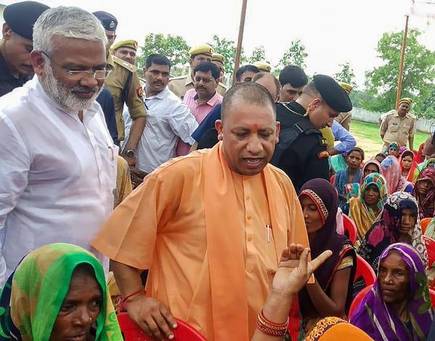 हाथरस कांड: पीड़ित परिवार और आरोपियों के साथ पुलिस टीम का भी होगा नार्को टेस्ट