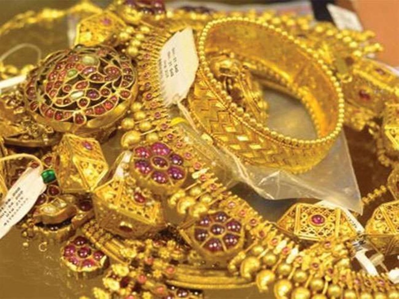 Gold Price : 5445 रूपये टूटा सोने का दाम, चांदी में भी आई गिरावट