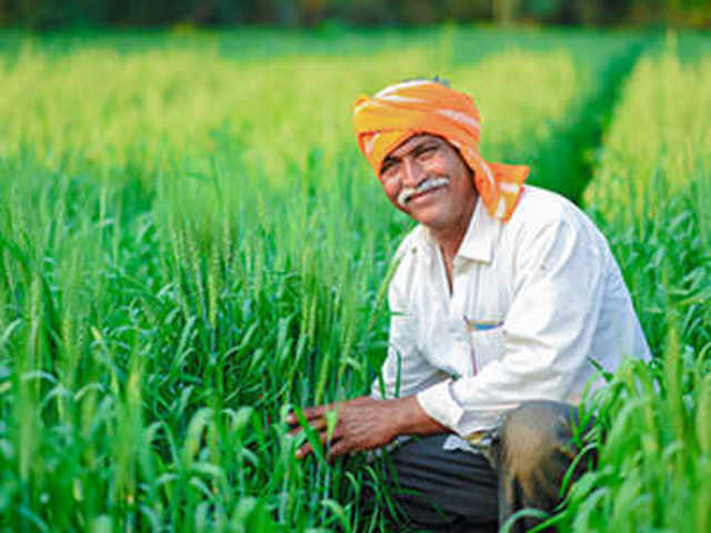प्रधानमंत्री नरेंद्र मोदी ने किसानों के खाते में डाले 2000 रूपये, घर बैठे ऐसे करें चेक