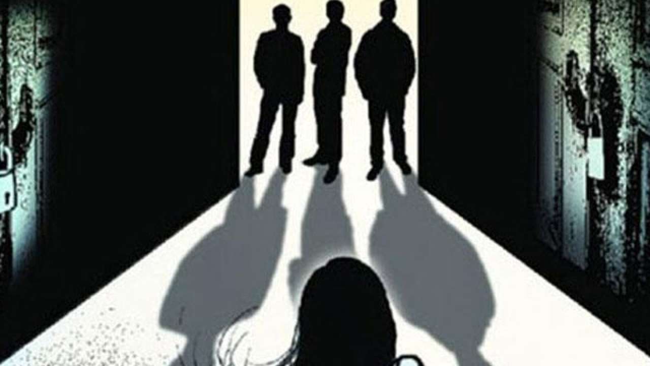 हाथरस के बाद बलरामपुर में भी हुआ कांड, पीड़िता की मौत