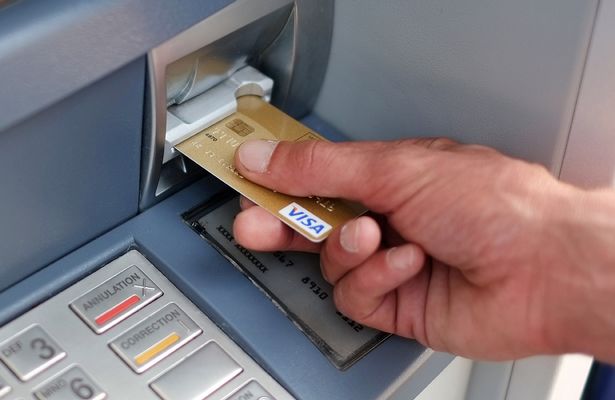 अब एटीएम से 5000 से ज्यादा निकालने पर शुल्क लगाने की तैयारी, होने वाले है ये अहम बदलाव