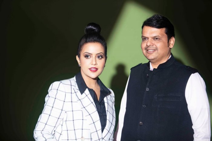 इन बड़े राजनेताओं ने अपने से आधी उम्र की लड़की से की है शादी