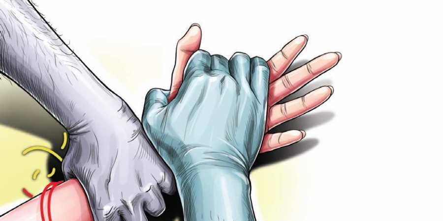 हाथरस के बाद बलरामपुर में भी हुआ कांड, पीड़िता की मौत