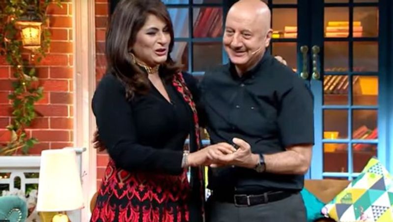 अनुपम खेर को मना कर अर्चना पूरन सिंह ने अमिताभ को किया था Kiss