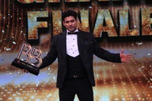 Big Boss 14: सिद्धार्थ शुक्ला दो हफ्ते घर के अंदर रहने के लिए वसूल रहे हैं मोटी रकम