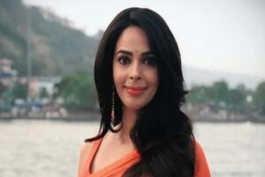 Happy B'Day Mallika Sherawat: एक्ट्रेस ने फिल्मी दुनिया में आने से पहले क्यों बदला अपना नाम, जानें उनकी लाइफ से जुड़े कई राज