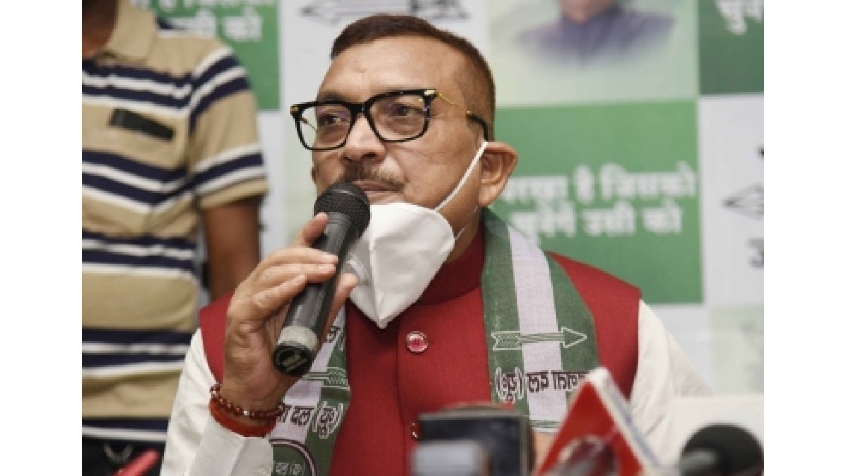 बिहार पूर्व डीजीपी रहे गुप्तेश्वर पाण्डेय का पत्ता साफ़, नही मिला टिकट